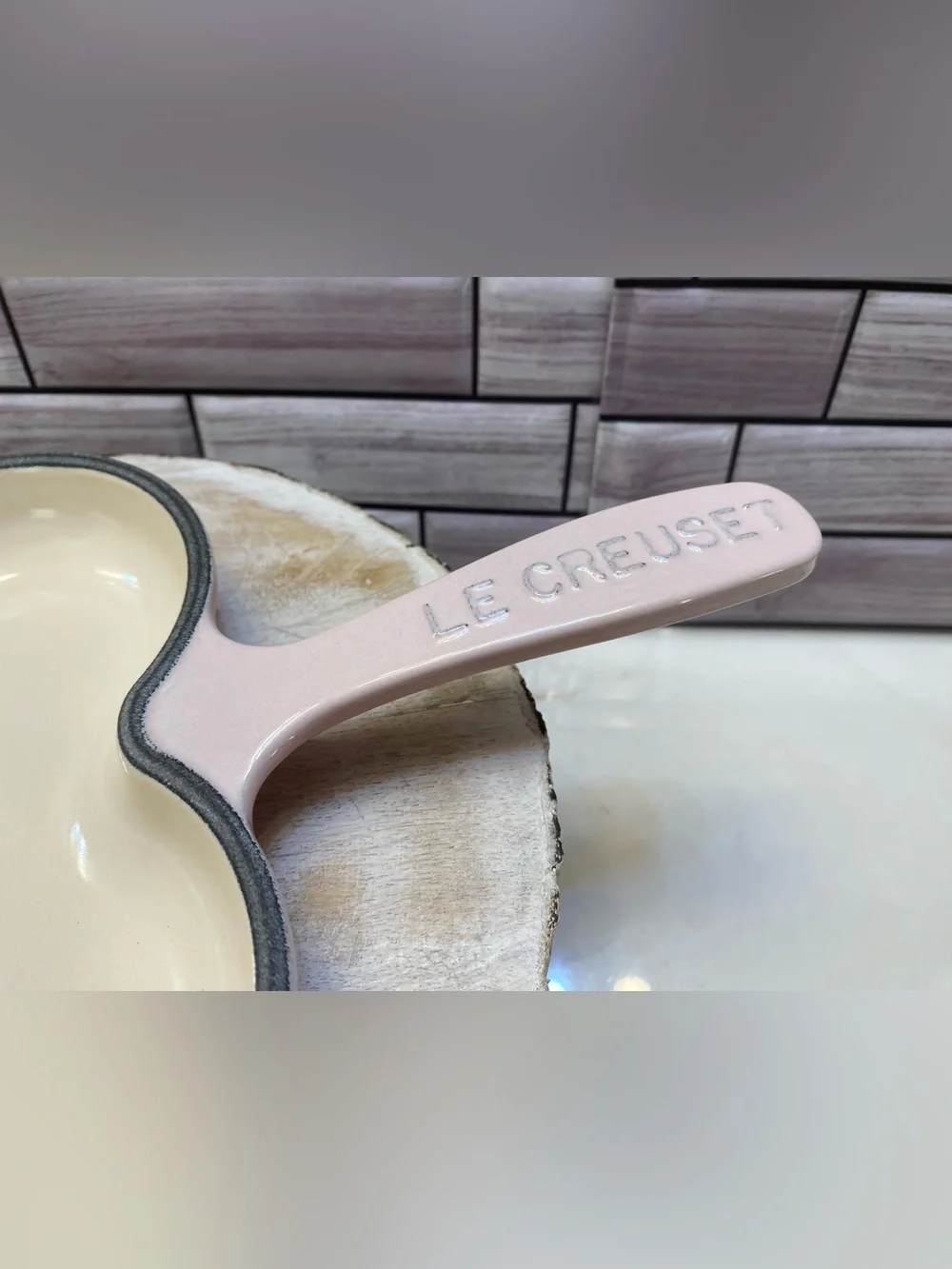 Le Creuset❤️ Heart Cast Iron Skillet shell pink 16cm NIB Made in France**